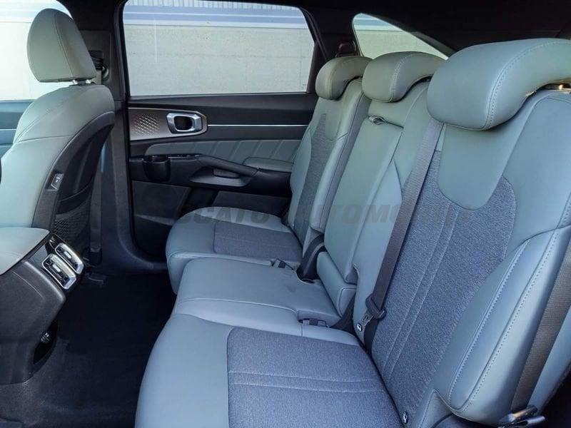 KIA Sorento Sorento 1.6 tgdi hev Style 4wd 215cv at6