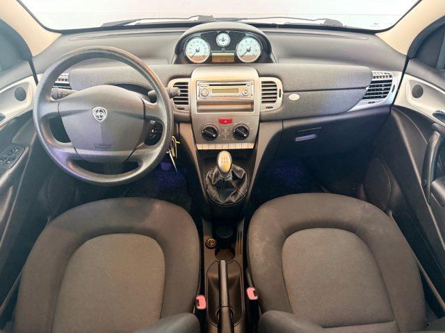 LANCIA Ypsilon 1.2 69 CV Argento