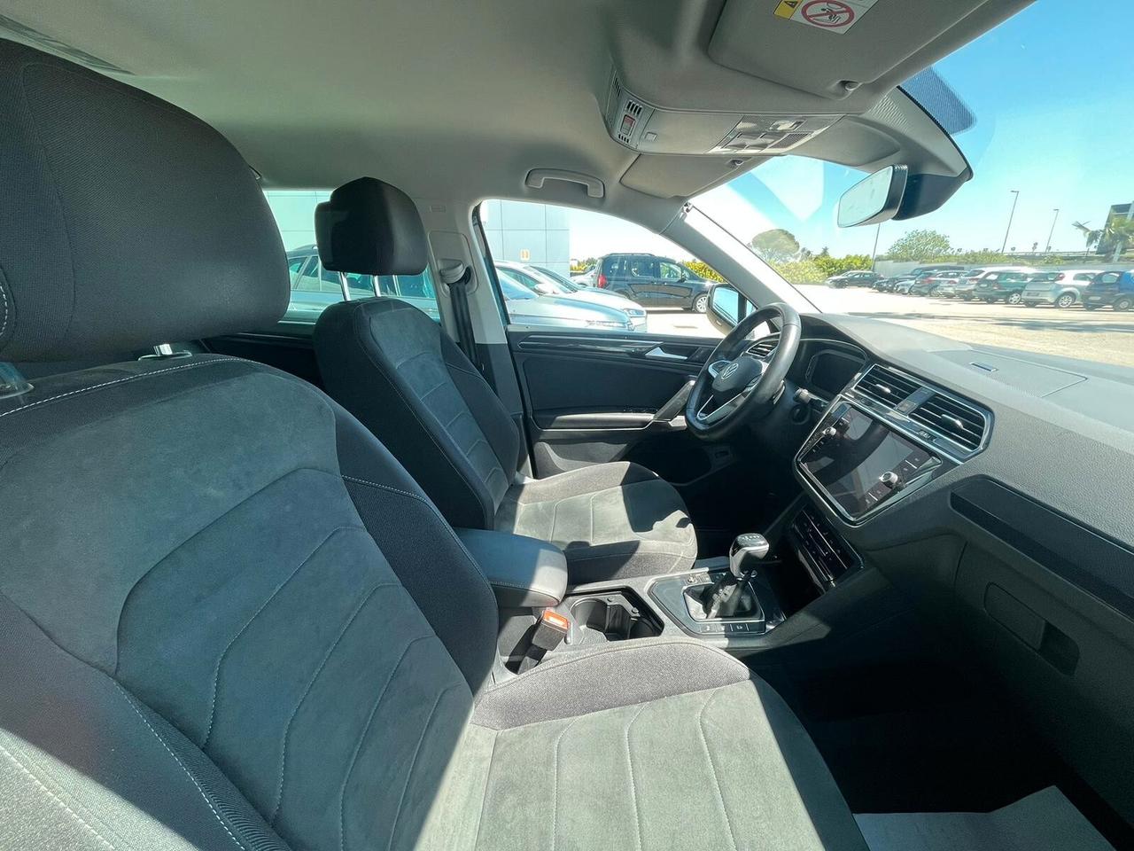 Volkswagen Tiguan 2.0 TDI 150 CV SCR DSG R-Line