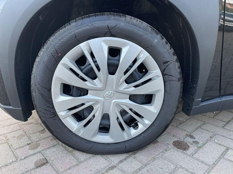 Toyota Aygo X 1.0 Active 72cv - KM0