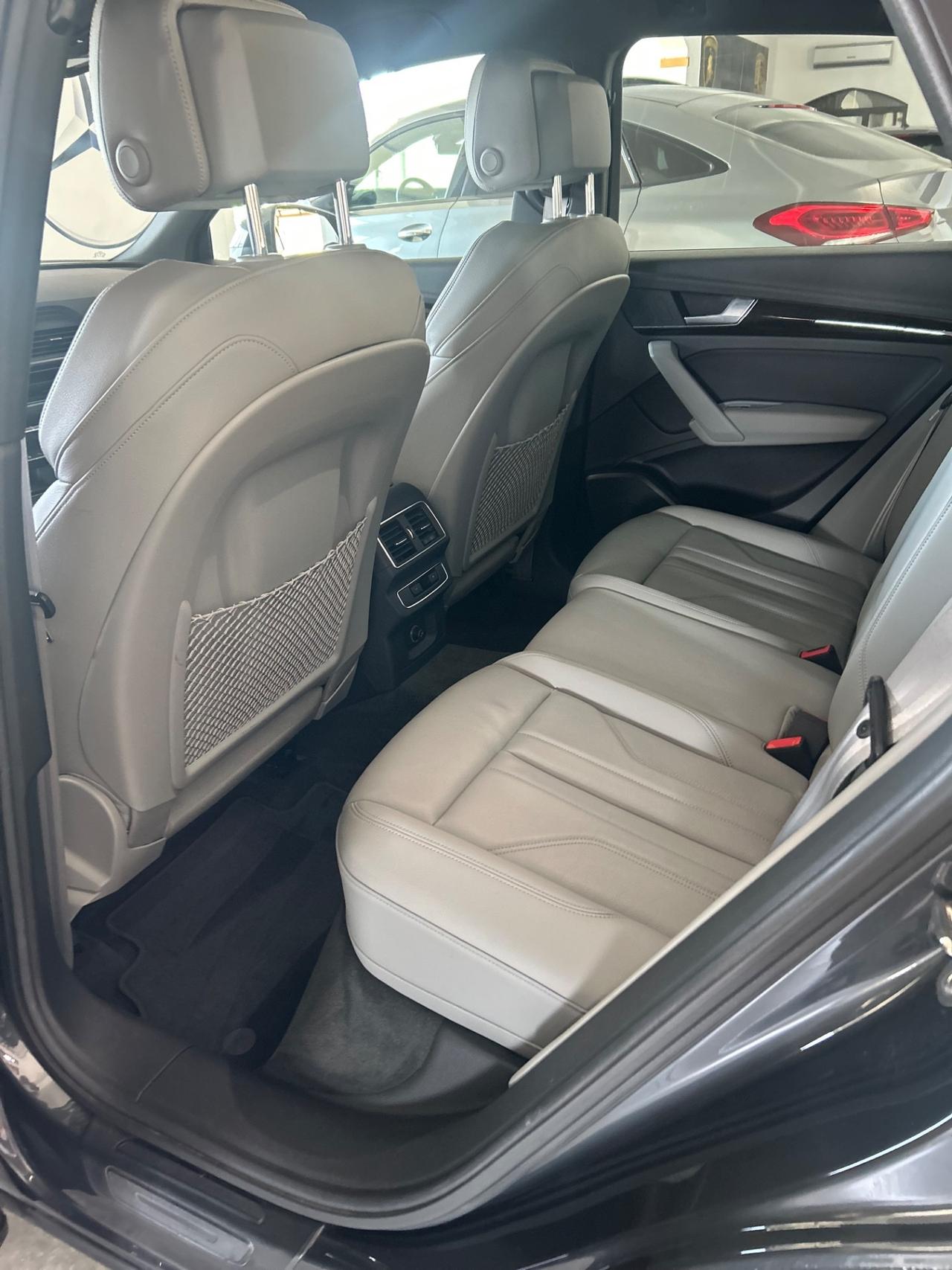 Audi Q5 2.0 TDI 190 CV quattro S tronic Business Sport