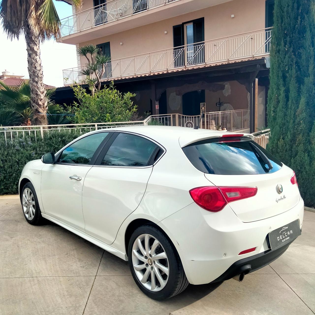 Alfa Romeo Giulietta 1.6 JTDm-2 105 CV Exclusive