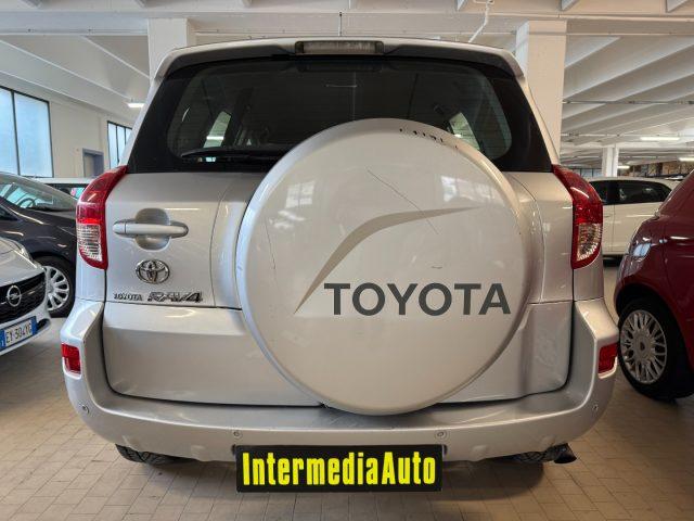 TOYOTA RAV 4 RAV4 2.2 D-4D 136CV Sol 4WD