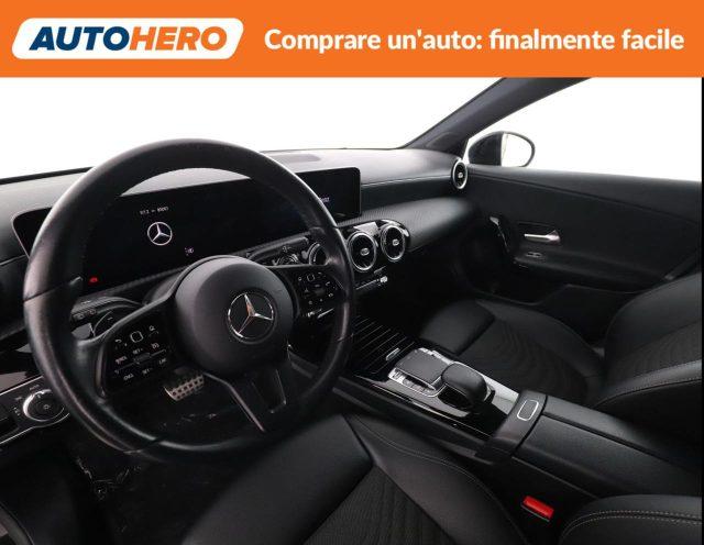 MERCEDES-BENZ A 180 d Automatic Business