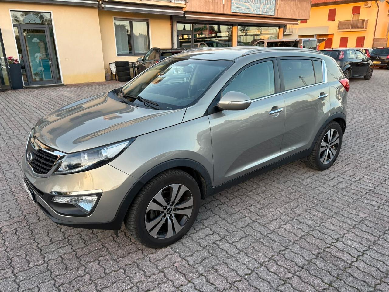 KIA SPORTAGE 1.7 CRDI UNICA MANO SI NEOPATENTATI