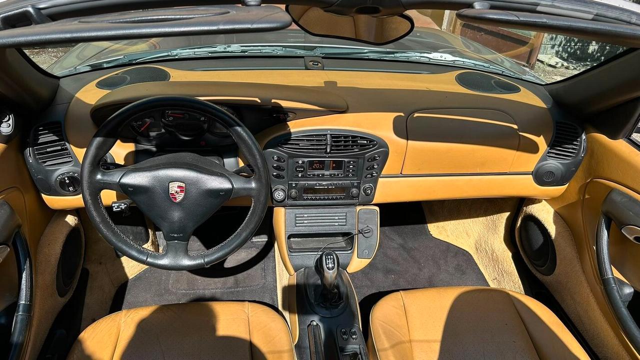 Porsche Boxster 2.7i 24V HARD TOP