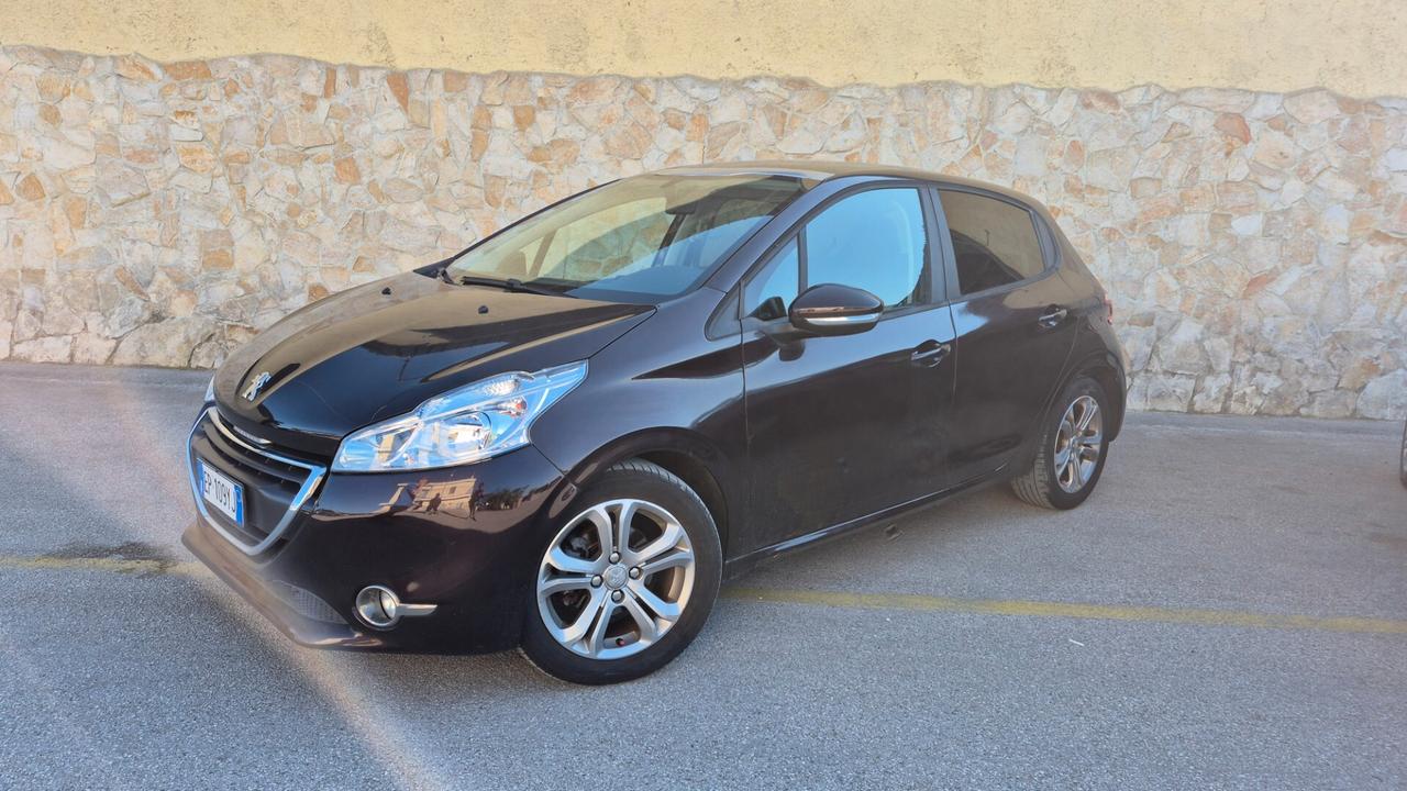 Peugeot 208 1.4 HDi 68 CV 5 porte Active