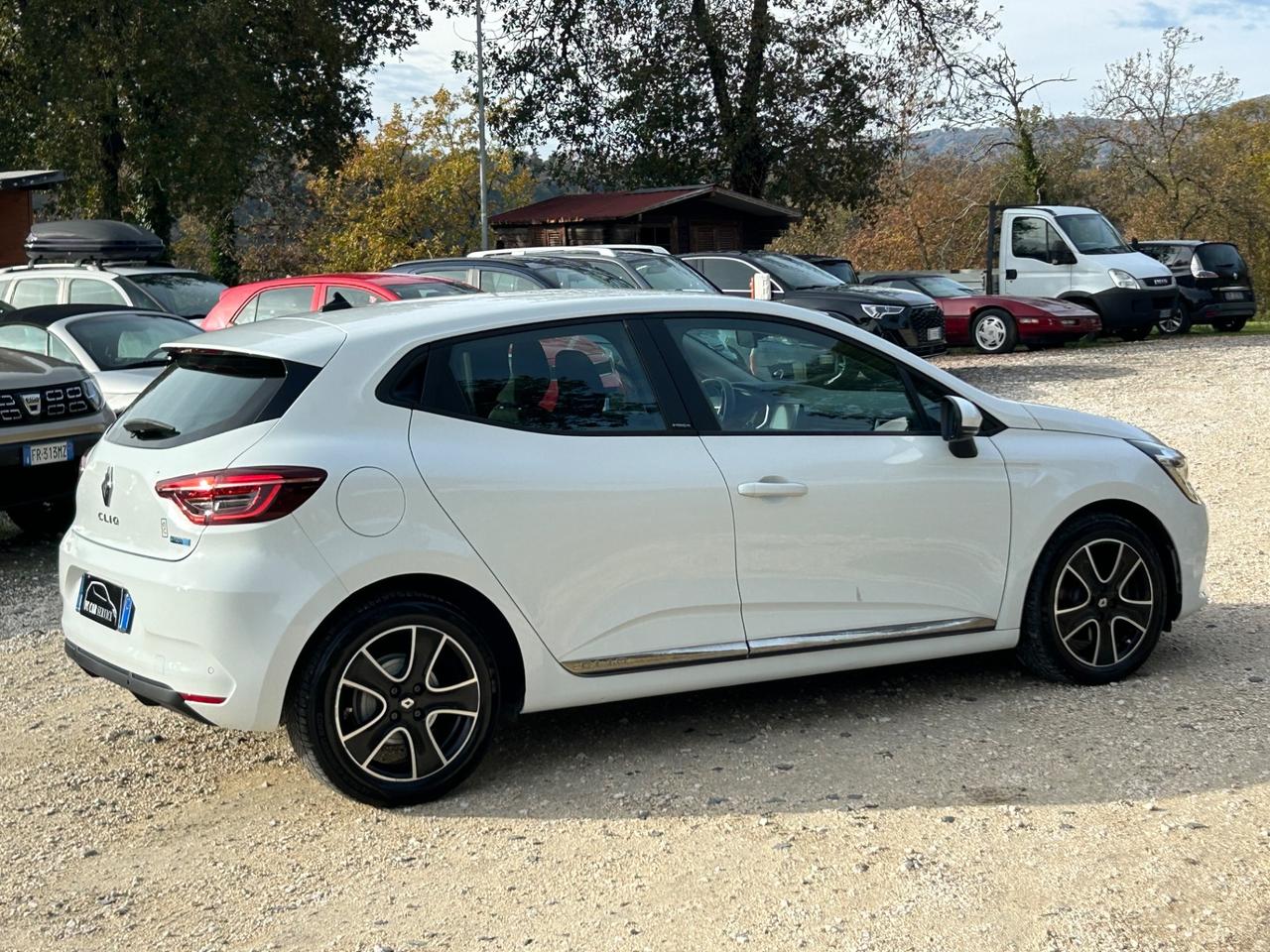 Renault Clio Full Hybrid E-Tech 140 CV 5 porte Intens