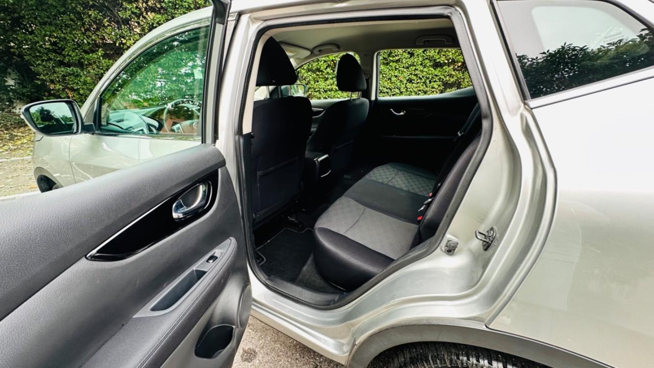 Nissan Qashqai 130CV.Gancio di traino omologato.EURO 6B
