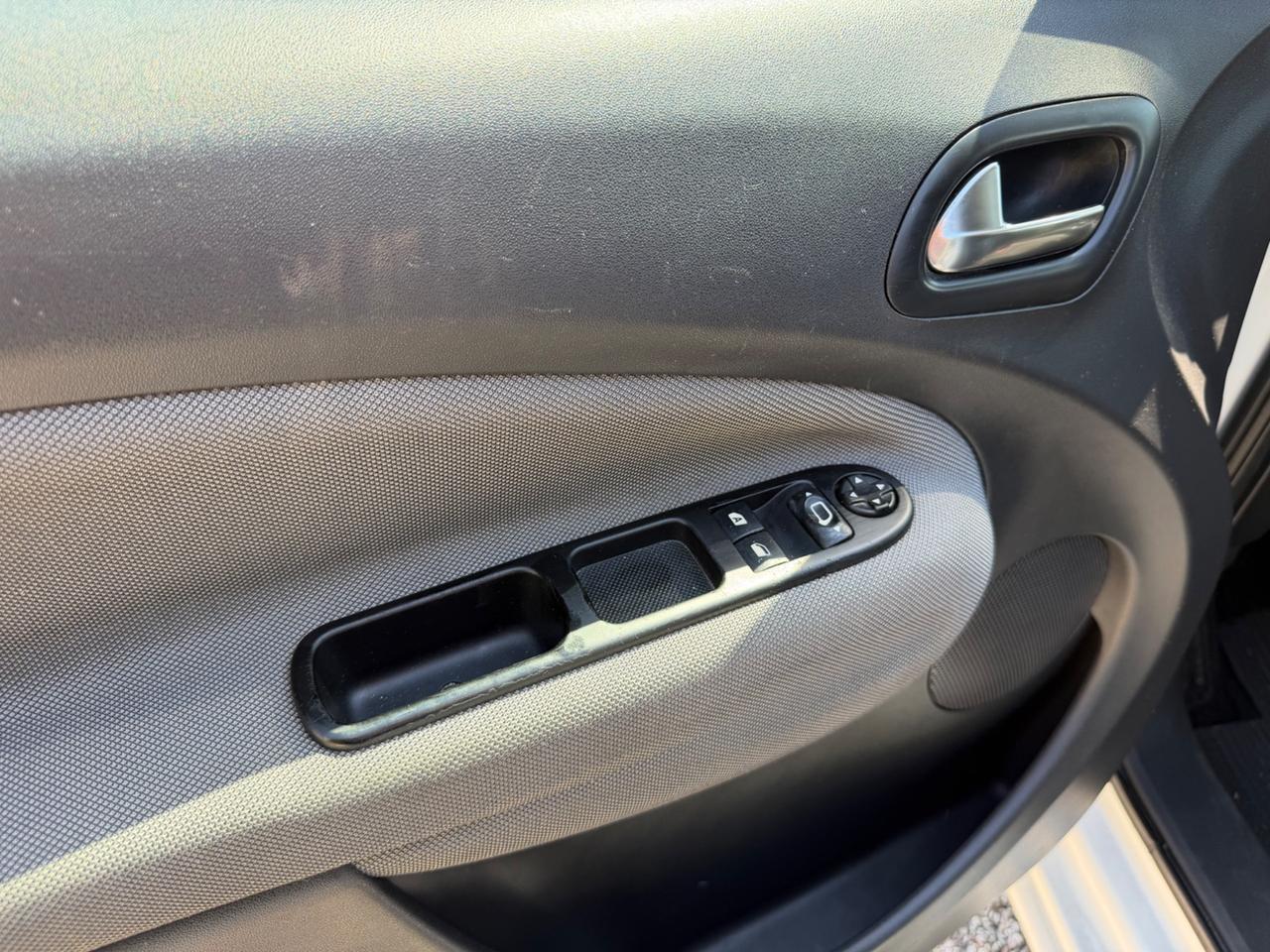 Citroen C3 Picasso 1.4 VTi 95 Seduction GPL SCADENZA 01.2033