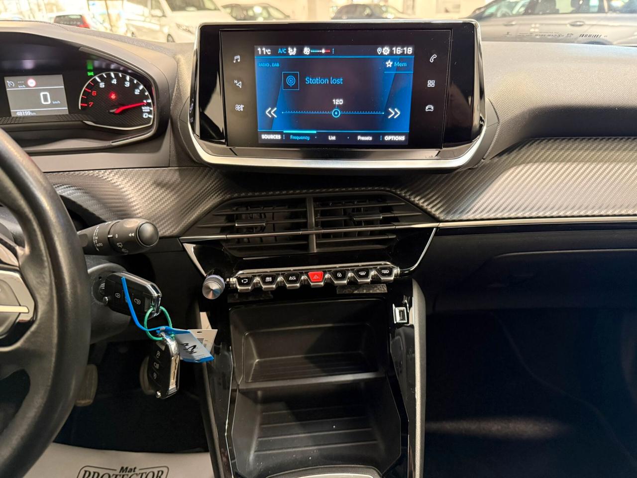 Peugeot 2008 PureTech 130 S&S EAT8 Active