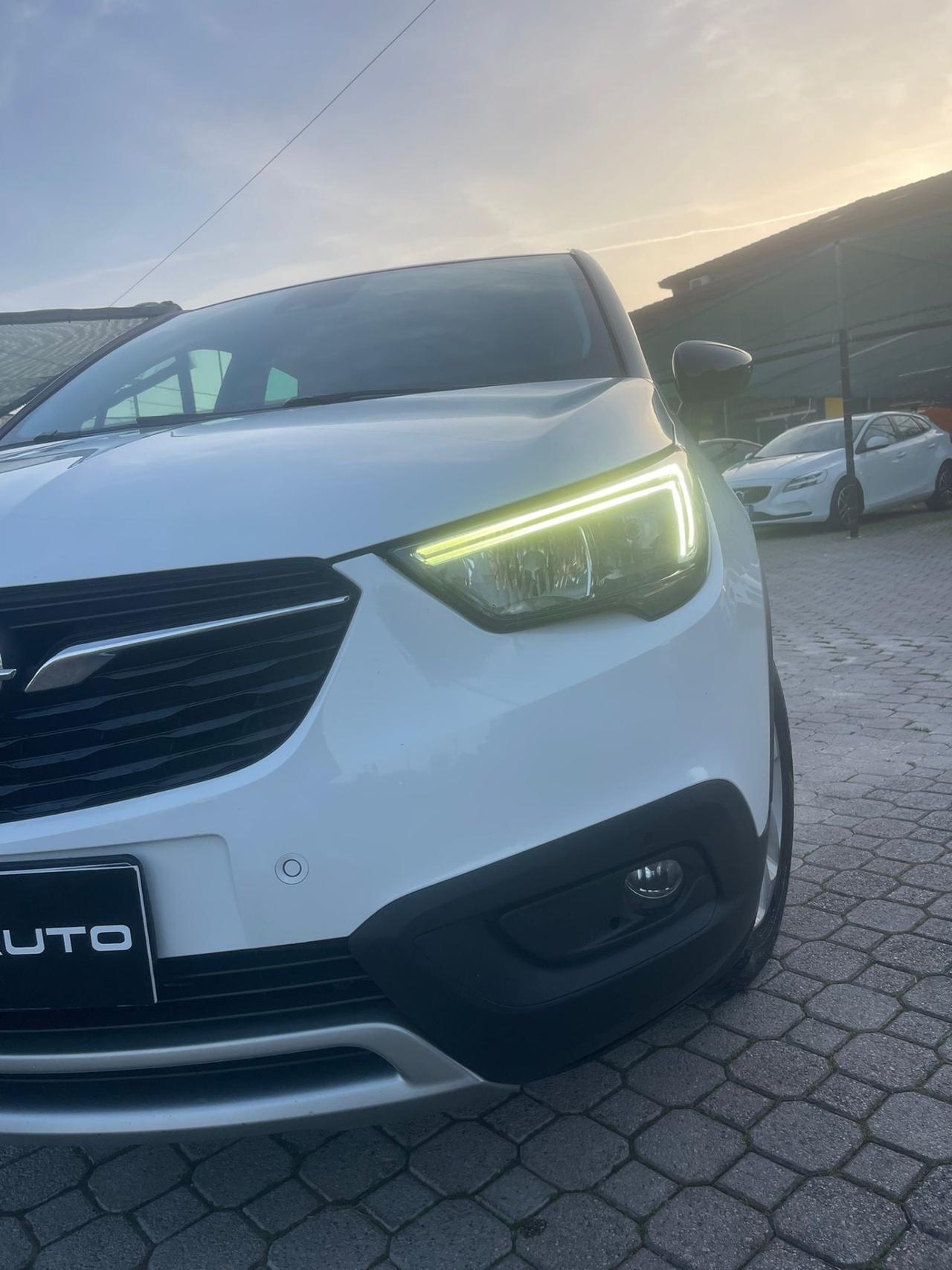 Opel Crossland X 1.2 12V Innovation GANCIO TRAINO