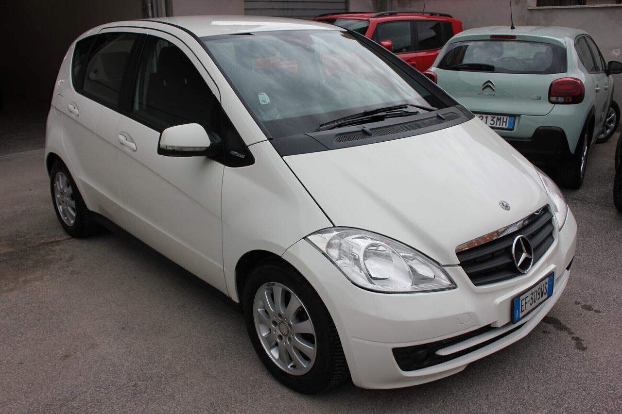 Mercedes-Benz A 160 2.0 CDI 82 CV 5 PORTE KM REALI CERTIFICATI GARANZIA 12 MESI TAGLIANDATA NEOPATENTATI OK