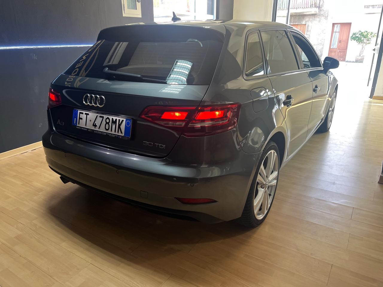 Audi A3 SPB 1.6 116cv 30 TDI S tronic Sport