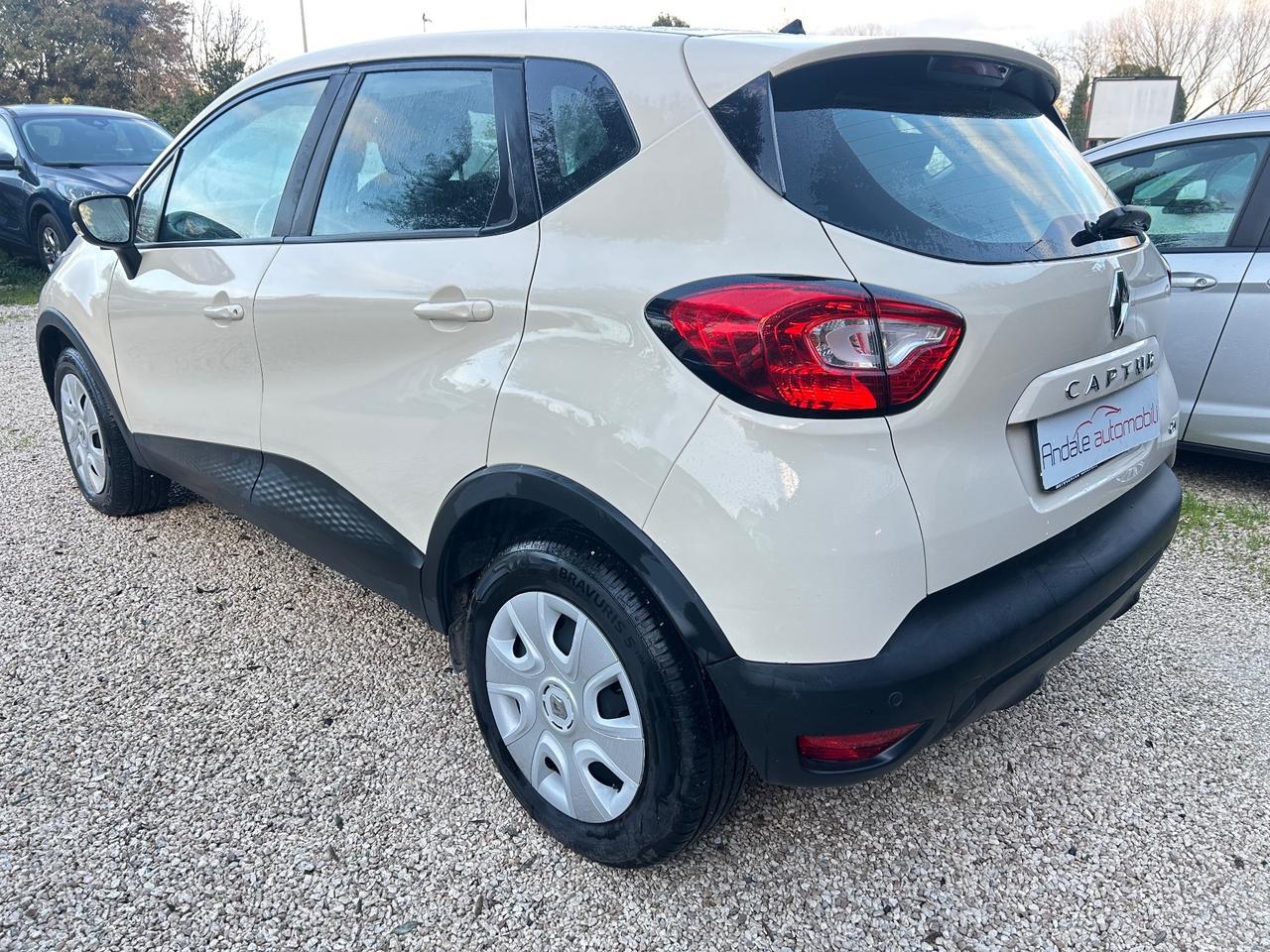 Renault Captur 1.5 DCI FULL OPTIONAL GARANZIA