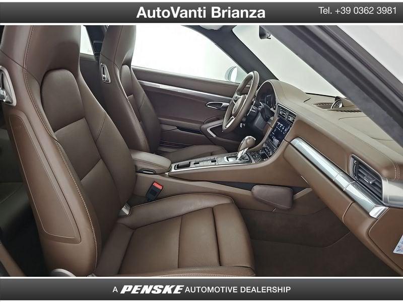 Porsche 911 911 Coupe 3.0 Carrera 4