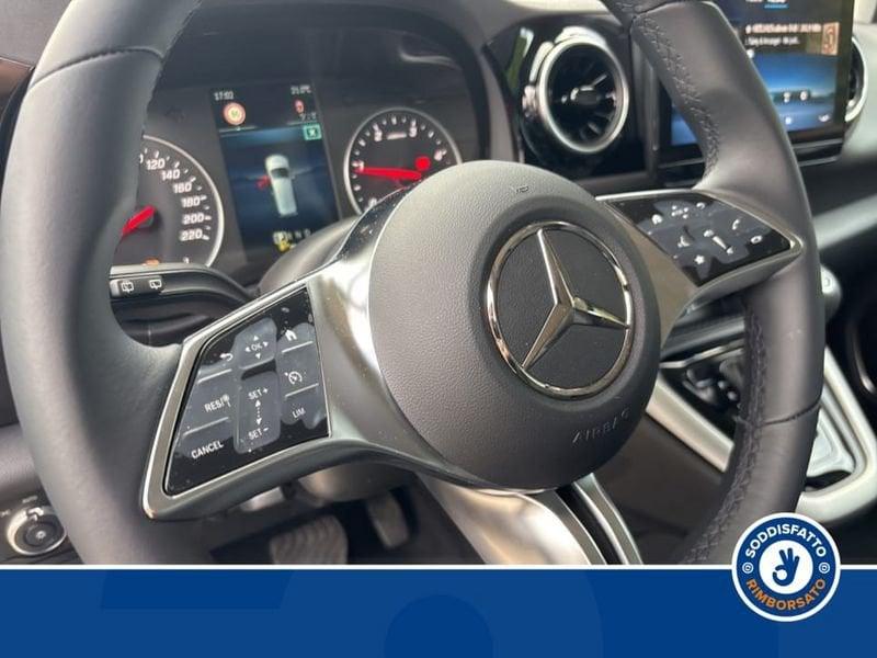Mercedes-Benz Classe T 180 d AT