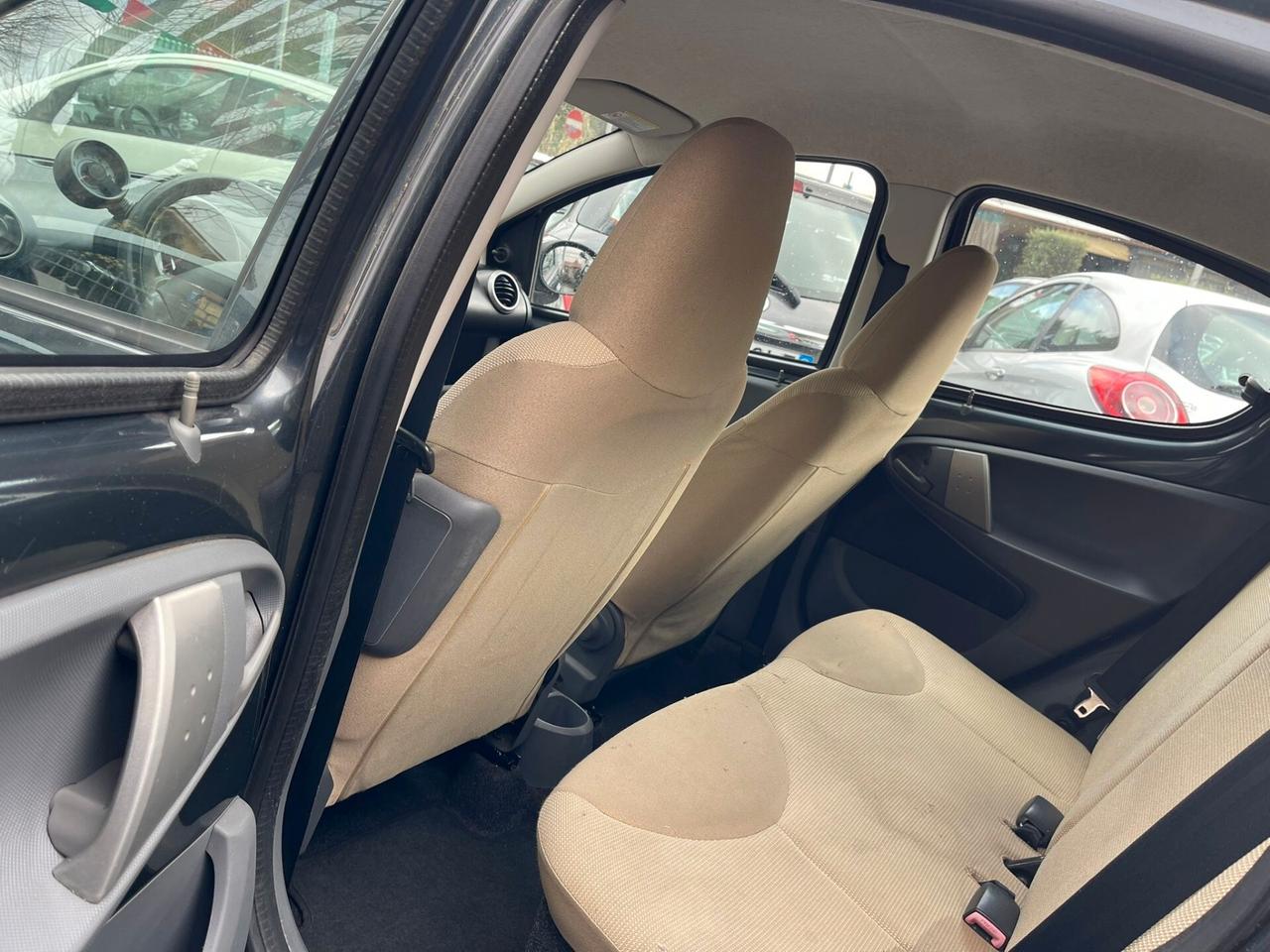 Peugeot 107 1.0 68CV 5p. Desir