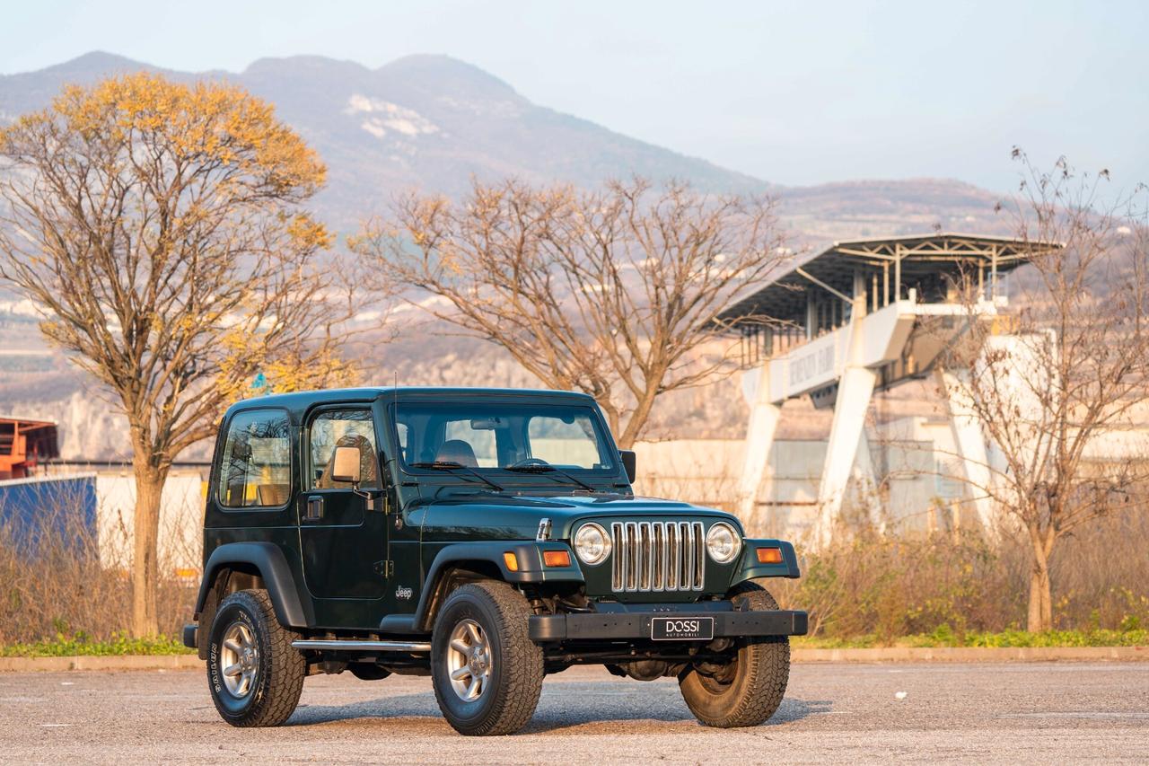 Jeep Wrangler 2.5 cat Soft top (EU)