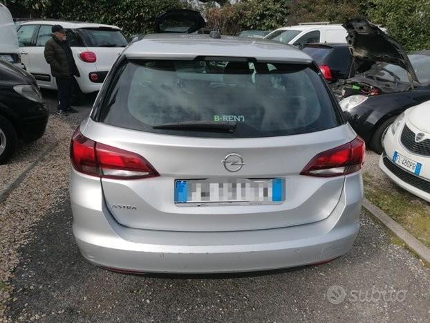 Opel Astra 1.6 CDTi 136CV aut. 5 porte Business