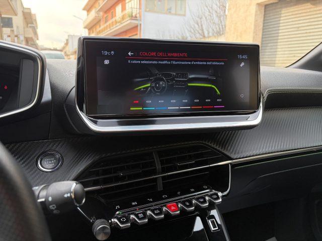 PEUGEOT 208 1.2 100 GT Line *60.200km*