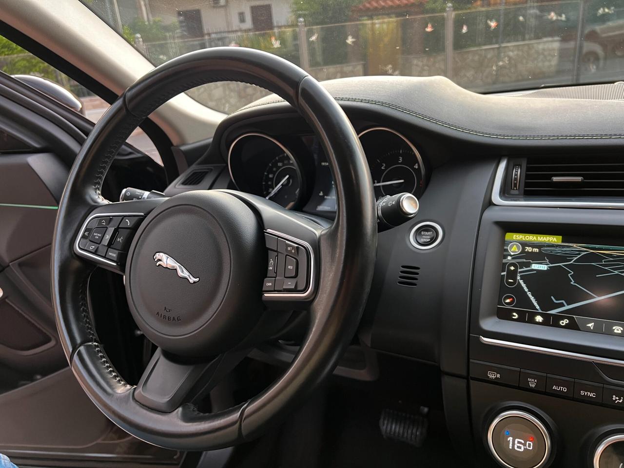 Jaguar E-Pace 2.0D 180 CV AWD aut. R-Dynamic