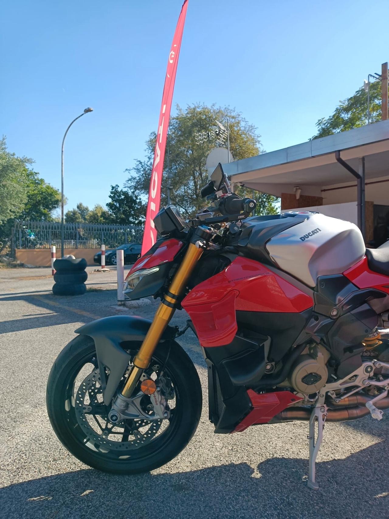 Ducati Streetfighter V4 S