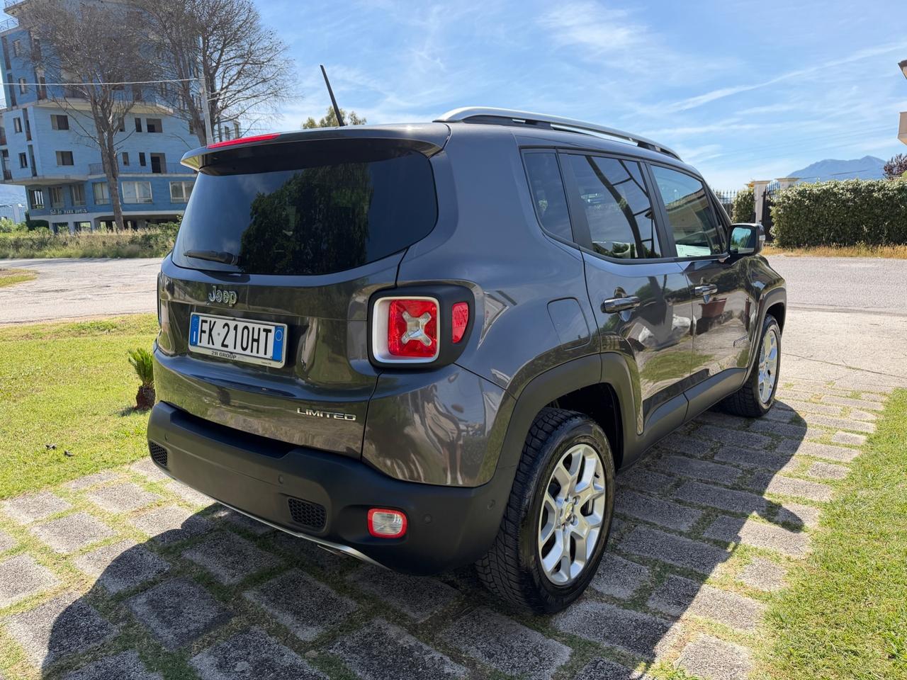 Jeep Renegade 1.6Mjt 120CV-2017*TETTO*NAVI*XENO