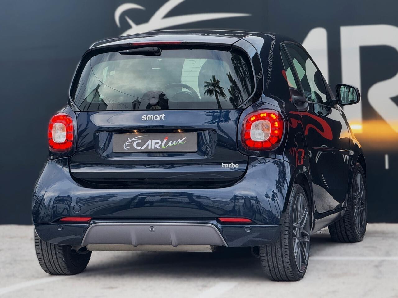 Smart forTwo 0.9 T Parisblue BRABUS Style 90CV