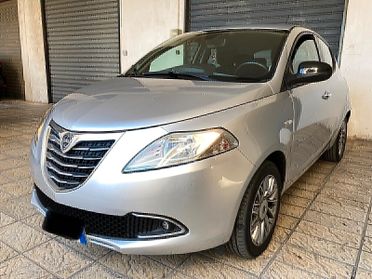 Lancia Ypsilon 1.3 MJT-X NEOPATENTATI-2013