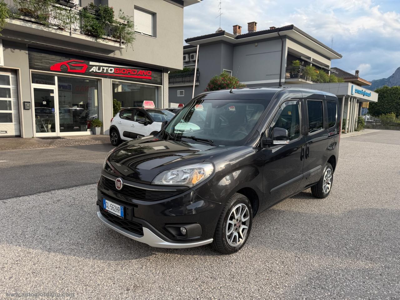 FIAT Doblò 1.6 MJT 120 CV Trekking