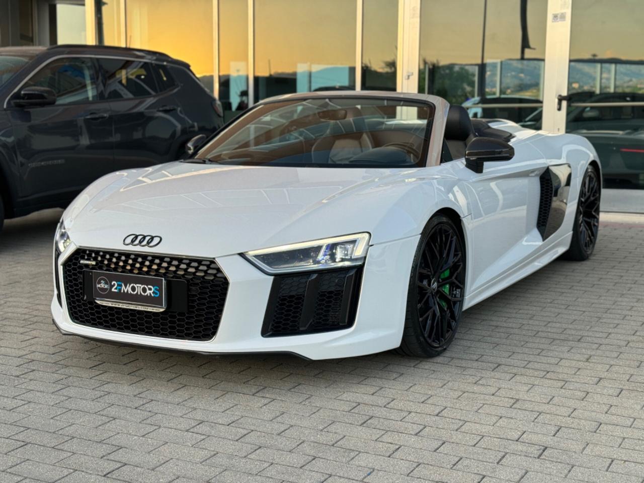 Audi R8 Spyder 5.2 V10 fsi quattro 540cv s-tronic