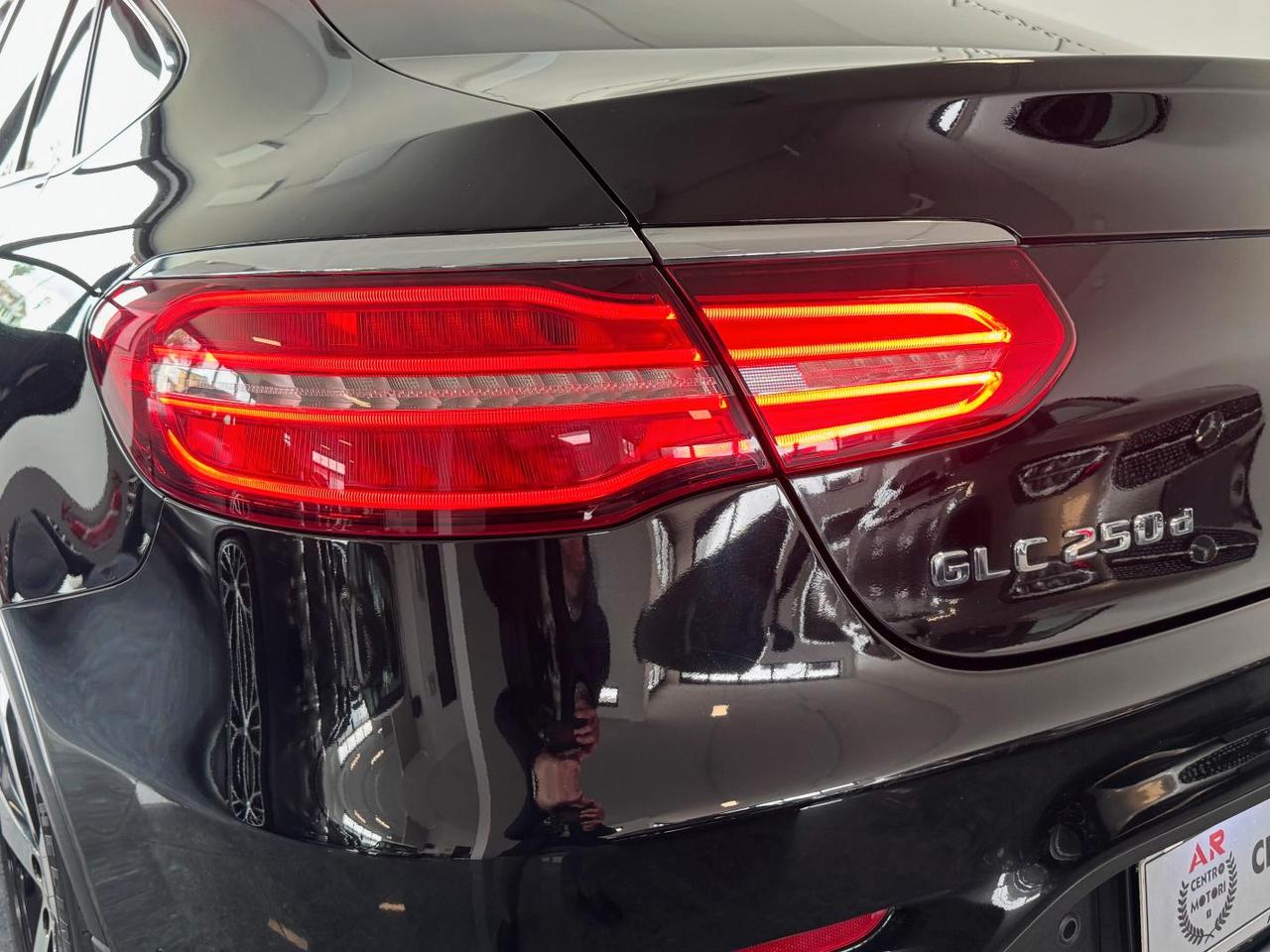 Mercedes Glc 250d Coupè Sport Full Led Night Pedane