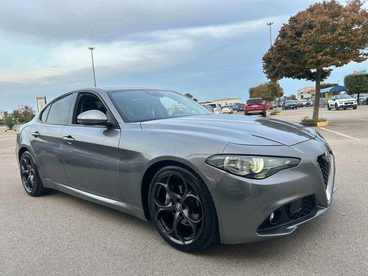 Alfa Romeo Giulia 2.2 180 CV AT8 Sport garanzia12