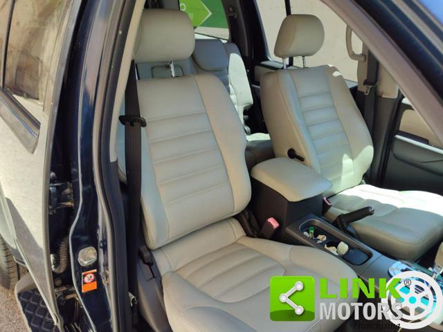NISSAN Pathfinder 2.5 dCi LE Platinum
