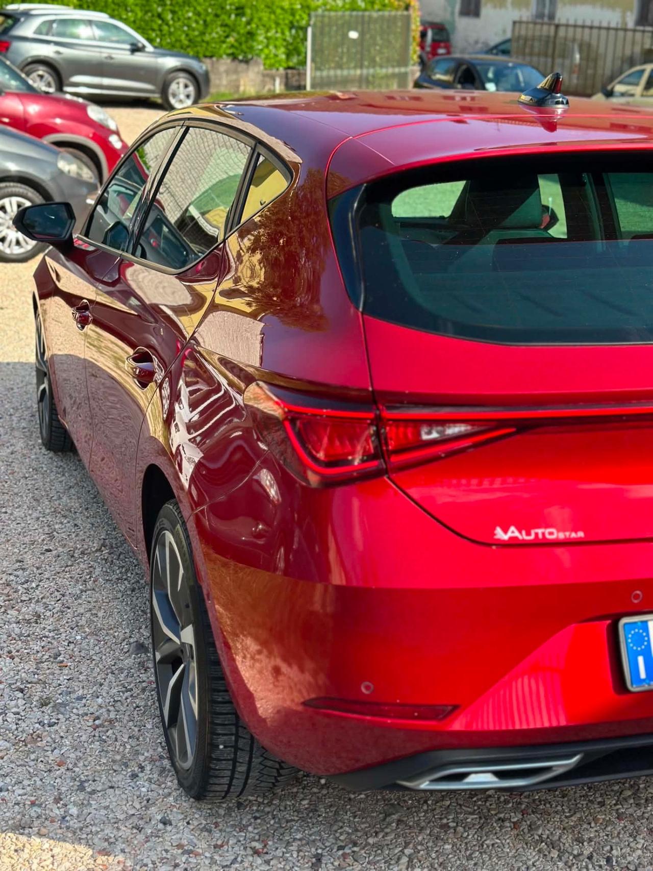 Seat LEON 1.5 eTSI HYBRID FR KMCERT GARANZ UNICOPR