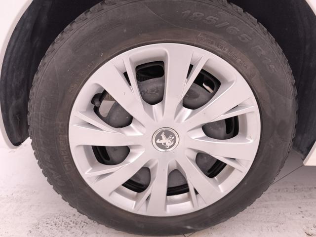 PEUGEOT 208 1.2 puretech Active s&s 82cv 5p neopatentati