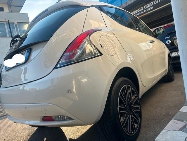 LANCIA YPSILON GPL CASA MADRE 2019