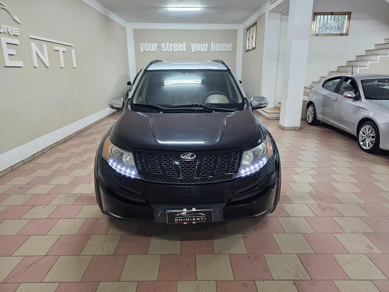 Mahindra XUV500 2.2 16V AWD W8