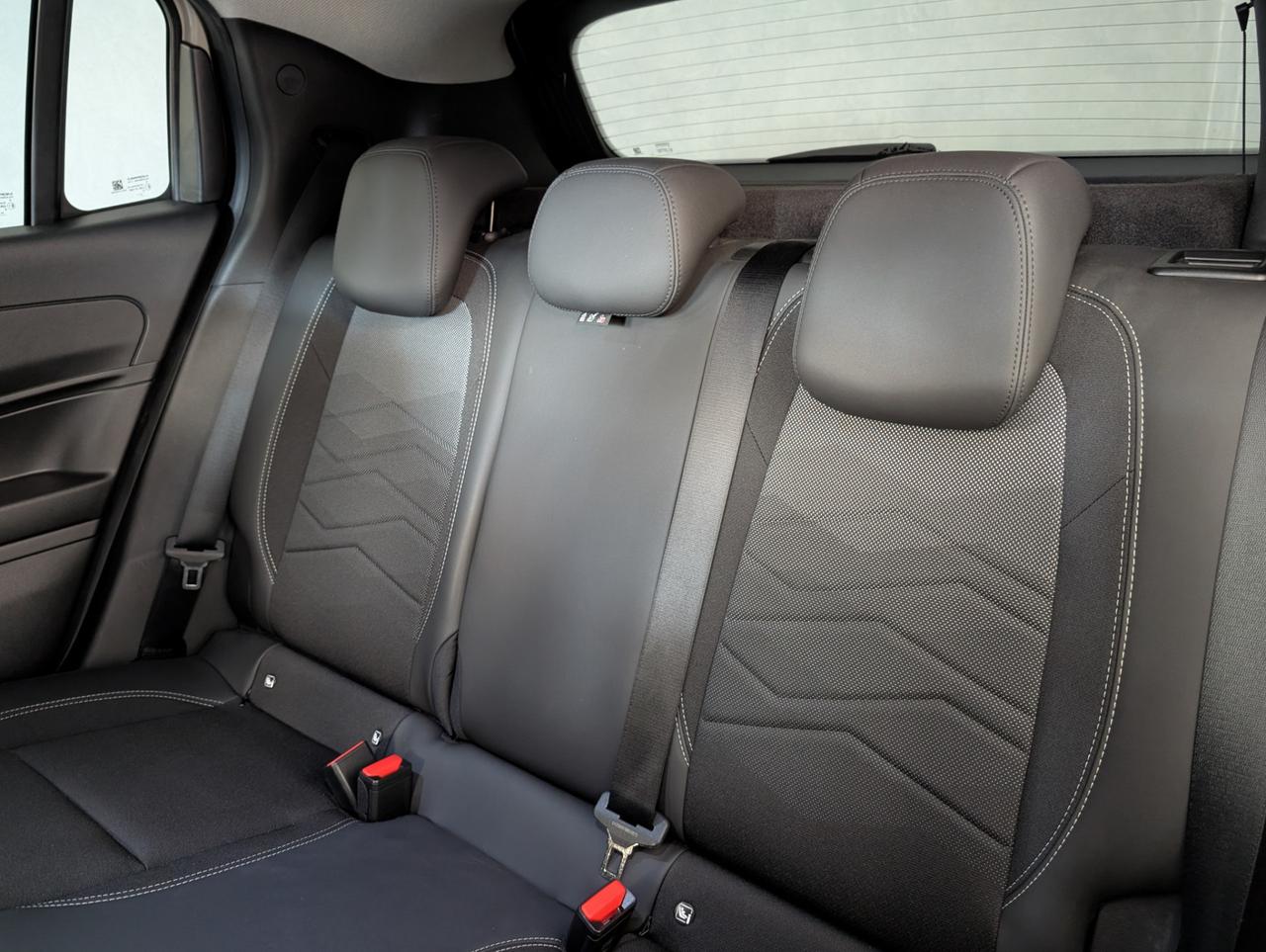 Jeep Avenger 1.2 Turbo 100cv Summit