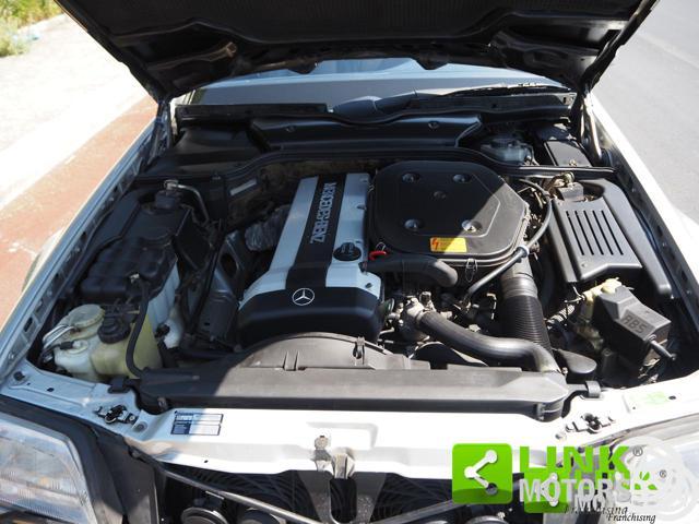 MERCEDES-BENZ SL 300 R129