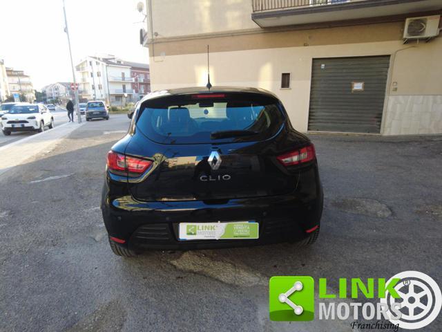 RENAULT Clio TCe 90 CV 5 porte Intens