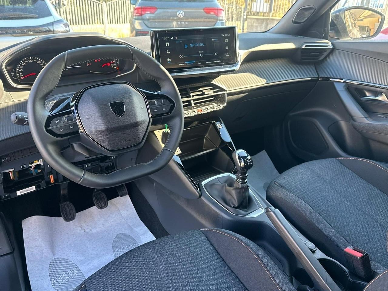 Peugeot 2008 Style 1.2 100cv