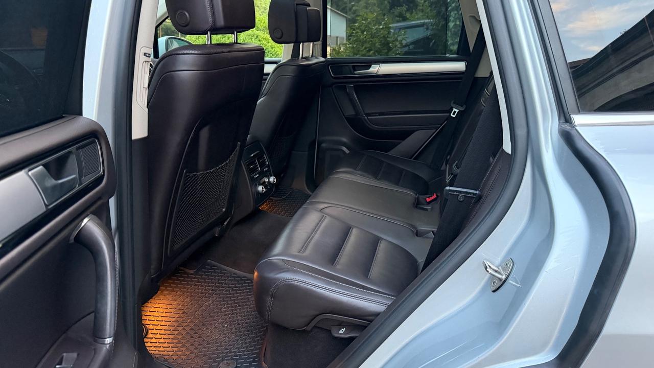 Volkswagen Touareg 3.0 TDI 262 CV tip. BlueMotion Technology Executive