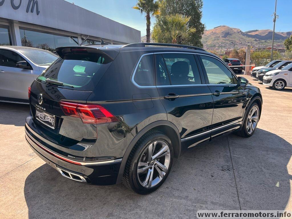 Volkswagen Tiguan2.0 TDI SCR 150 CV DSG 4MOTION R-Line solo 36.000km