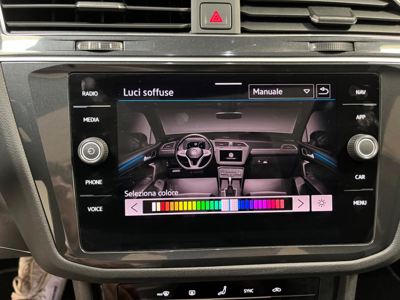 Volkswagen Tiguan 2.0 DSG R-Line *tetto panoramico