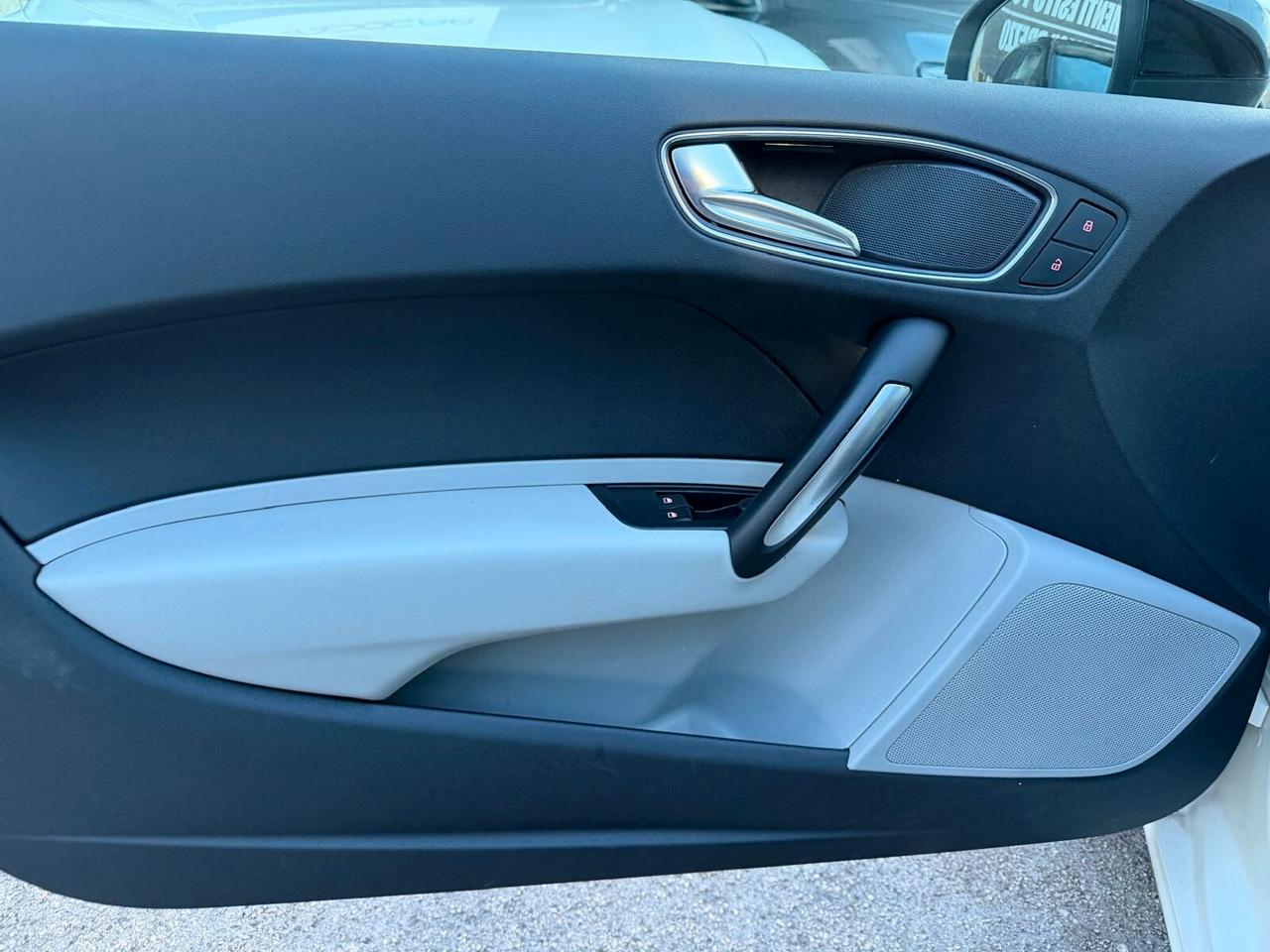 Audi A1 1.6 TDI 105 CV AMBITION