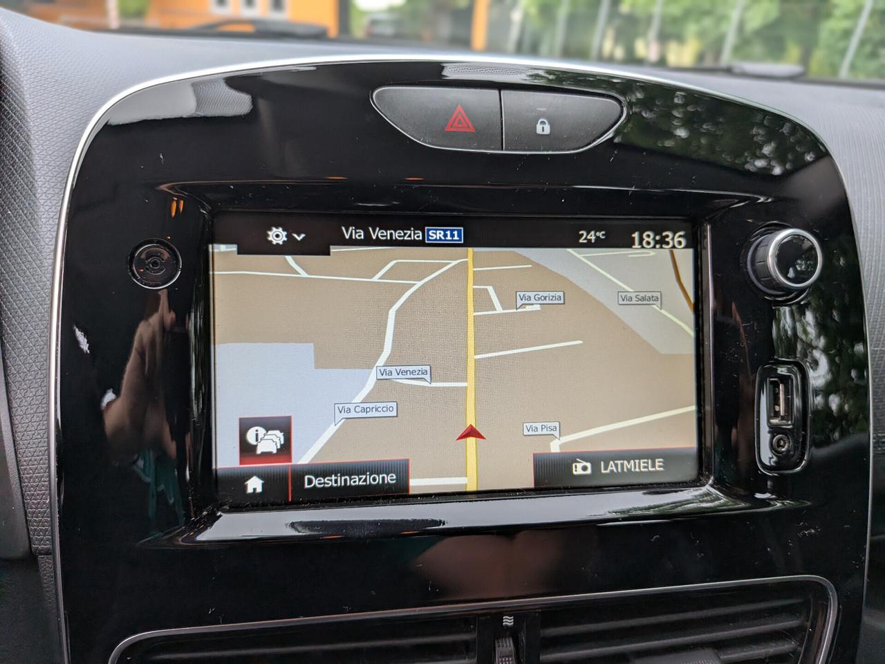 Renault Clio Moschino TCe 5 porte adatta a neopatentati