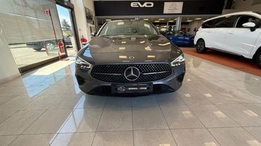 MERCEDES-BENZ CLA 180 d Automatic Shooting Brake Progressive Advanced