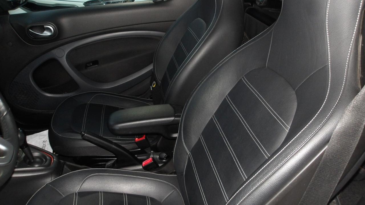 SMART FORTWO ELETTRICA-AUTO-RETROC-PREZZO PROMO!